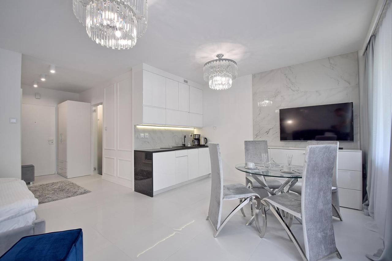 Crystal Apartament 80M Od Plazy, Przy Latarni Morskiej 科沃布热格 外观 照片